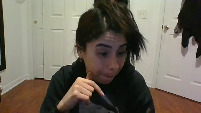 Snapshot of catrinasexy19 chatting on 03-22-25, 03:09 catrinasexy19 online show from 03-22-25, 03:09