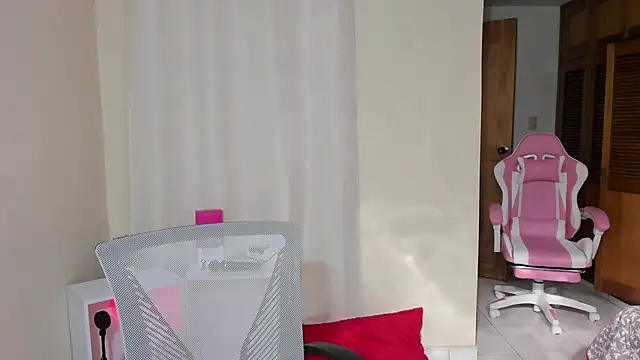 shanakendal2 online show from 02-27-25, 08:53