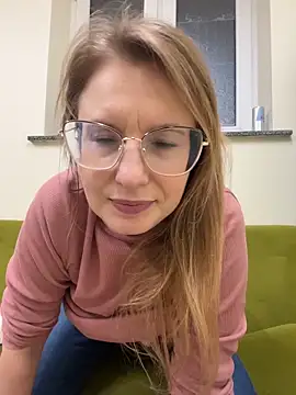 Vanilladreams online show from 02-21-26, 05:36