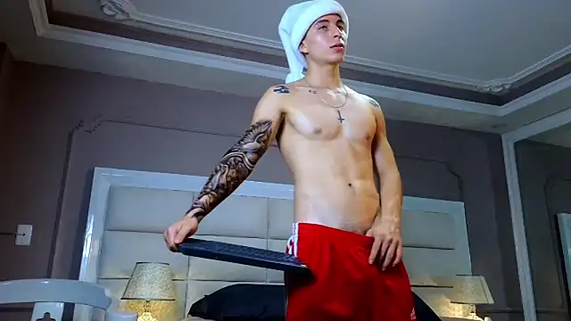 Snapshot of AsmodeoCox chatting on 12-13-24, 02:43 AsmodeoCox online show from 12-13-24, 02:43