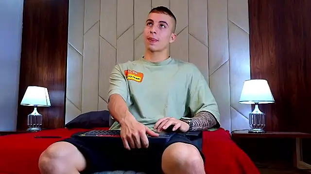 Snapshot of AsmodeoCox chatting on 01-17-25, 09:39 AsmodeoCox online show from 01-17-25, 09:39