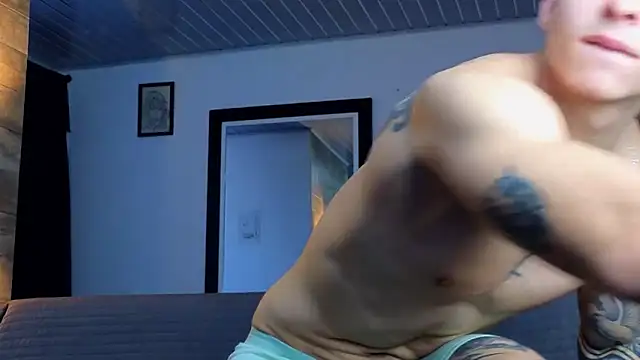 Snapshot of AsmodeoCox chatting on 03-21-25, 11:01 AsmodeoCox online show from 03-21-25, 11:01