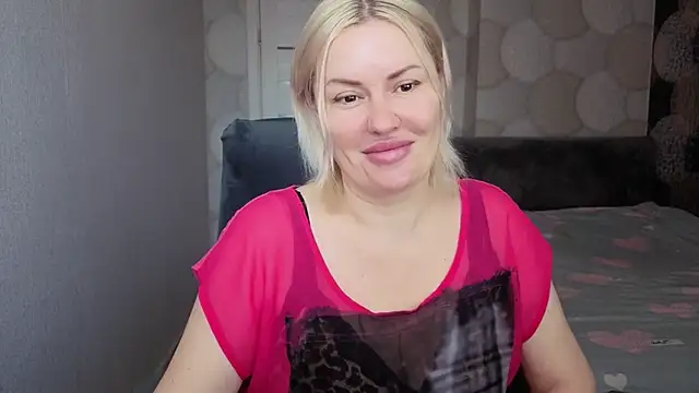 Snapshot of natusik chatting on 06-14-26, 02:24 natusik online show from 06-14-26, 02:24
