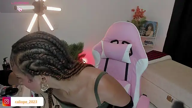 Snapshot of mulata_1ch chatting on 01-09-26, 12:46 mulata 1ch online show from 01-09-26, 12:46