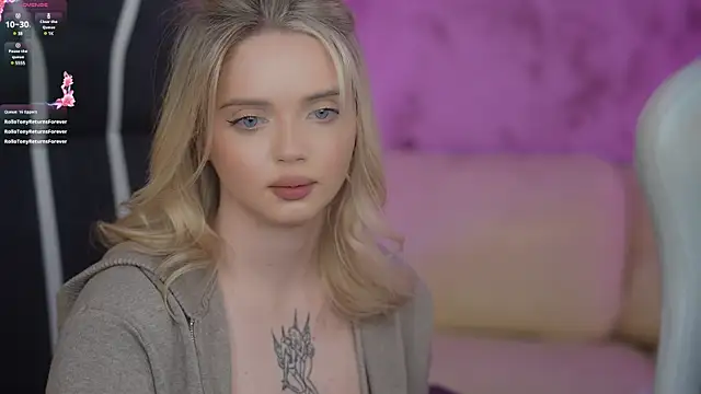 Snapshot of Cassy-Celestial_ chatting on 01-25-25, 02:58 Cassy-Celestial online show from 01-25-25, 02:58