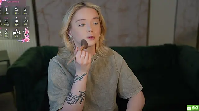 Snapshot of Cassy-Celestial_ chatting on 02-03-25, 11:58 Cassy-Celestial online show from 02-03-25, 11:58