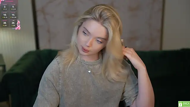 Snapshot of Cassy-Celestial_ chatting on 02-04-25, 06:14 Cassy-Celestial online show from 02-04-25, 06:14