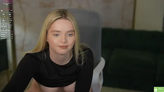 Snapshot of Cassy-Celestial_ chatting on 03-01-25, 06:13 Cassy-Celestial online show from 03-01-25, 06:13