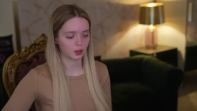 Snapshot of Cassy-Celestial_ chatting on 11-23-25, 09:09 Cassy-Celestial online show from 11-23-25, 09:09