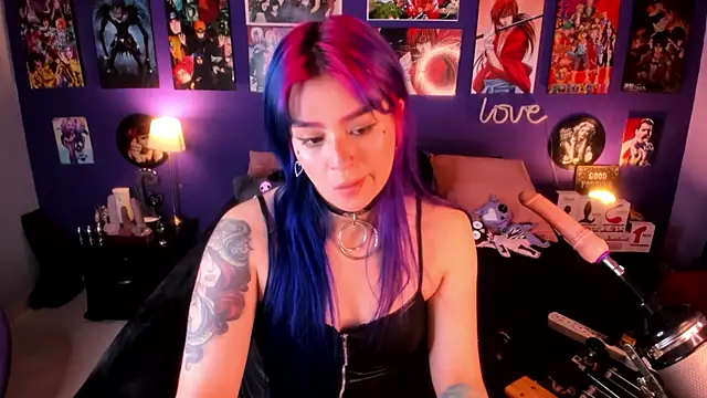 Snapshot of anne_cross chatting on 02-01-25, 03:19 anne cross online show from 02-01-25, 03:19