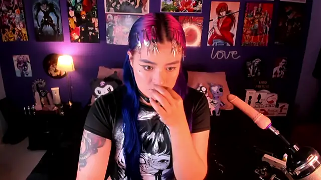 Snapshot of anne_cross chatting on 02-06-25, 03:27 anne cross online show from 02-06-25, 03:27