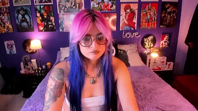 Snapshot of anne_cross chatting on 09-11-25, 11:16 anne cross online show from 09-11-25, 11:16