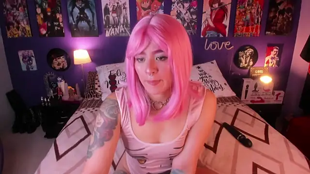 Snapshot of anne_cross chatting on 11-26-25, 10:11 anne cross online show from 11-26-25, 10:11