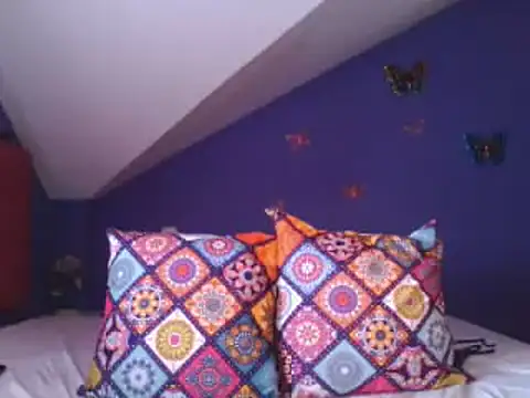 Snapshot of VictoriaVeraxxx chatting on 12-18-24, 03:22 VictoriaVeraxxx online show from 12-18-24, 03:22