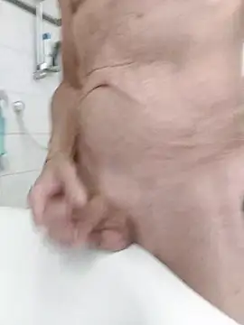 Snapshot of Jossi15 chatting on 11-21-25, 01:21 Jossi15 online show from 11-21-25, 01:21