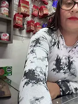 Snapshot of Sol_biglips chatting on 01-04-25, 07:23 Sol biglips online show from 01-04-25, 07:23