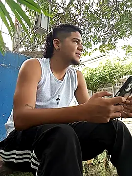 Snapshot of Nathan_mason_ chatting on 03-19-25, 01:18 Nathan mason online show from 03-19-25, 01:18