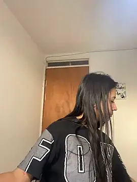 AnithaFigueroa1 online show from 01-20-25, 10:37