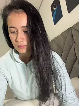 AnithaFigueroa1 online show from 02-18-25, 12:37