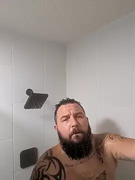 beardedbeasty86 online show from 10-15-25, 10:59