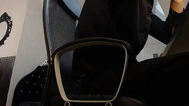 BrandonTate online show from 12-04-25, 10:35