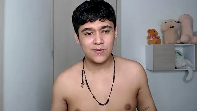 kaiine190 online show from 10-18-25, 10:54