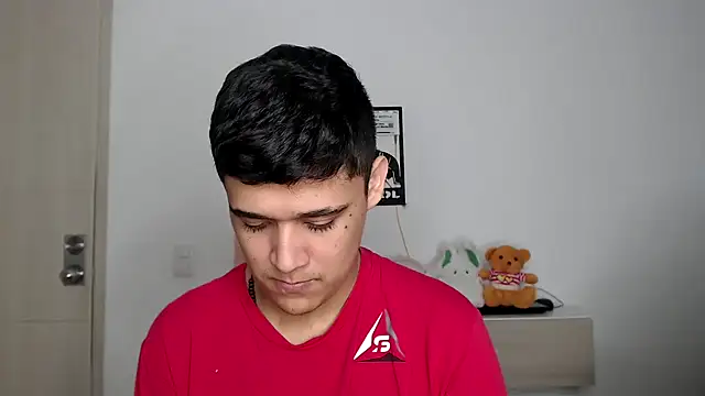 kaiine190 online show from 11-19-25, 06:24