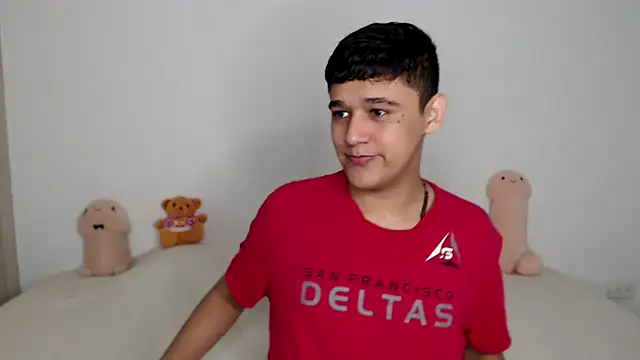 kaiine190 online show from 11-25-25, 10:37