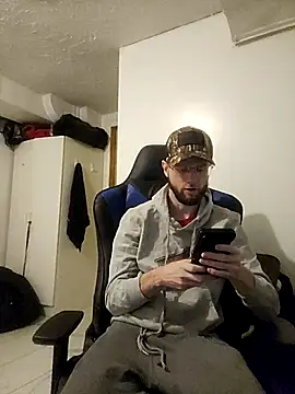 Talenjames4 online show from 10-29-25, 04:31