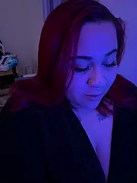 Juicyjordie online show from 01-26-25, 05:56