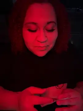 Juicyjordie online show from 10-19-25, 03:18