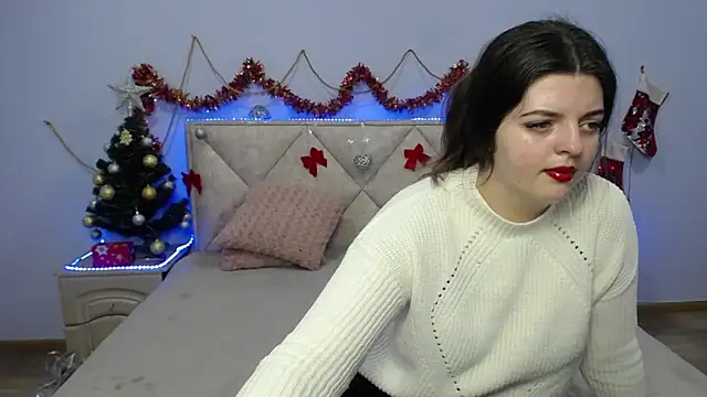 Snapshot of PamDares chatting on 12-13-24, 07:15 PamDares online show from 12-13-24, 07:15