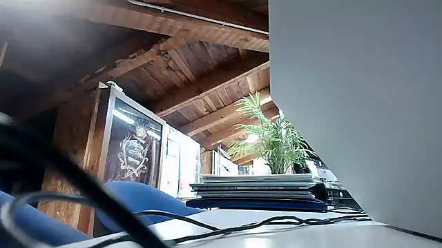 TWENTYONE0021 online show from 07-04-26, 08:04