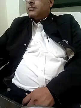 Snapshot of Hot-man39 chatting on 12-05-24, 12:00 Hot-man39 online show from 12-05-24, 12:00