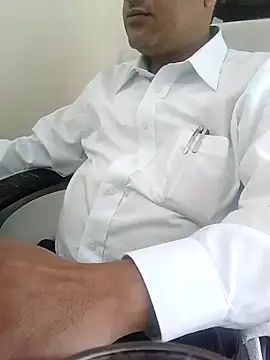 Snapshot of Hot-man39 chatting on 12-07-24, 05:48 Hot-man39 online show from 12-07-24, 05:48