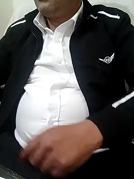 Snapshot of Hot-man39 chatting on 12-19-24, 01:29 Hot-man39 online show from 12-19-24, 01:29