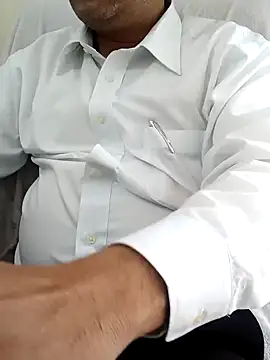 Snapshot of Hot-man39 chatting on 12-24-24, 09:06 Hot-man39 online show from 12-24-24, 09:06