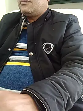 Snapshot of Hot-man39 chatting on 12-25-24, 08:29 Hot-man39 online show from 12-25-24, 08:29