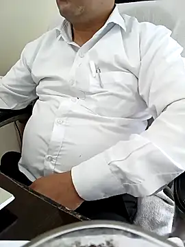 Snapshot of Hot-man39 chatting on 01-20-25, 10:51 Hot-man39 online show from 01-20-25, 10:51