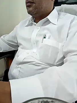 Snapshot of Hot-man39 chatting on 01-22-25, 11:01 Hot-man39 online show from 01-22-25, 11:01