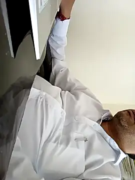 Snapshot of Hot-man39 chatting on 01-23-25, 09:39 Hot-man39 online show from 01-23-25, 09:39