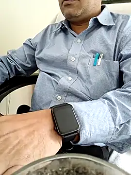 Snapshot of Hot-man39 chatting on 03-01-25, 09:29 Hot-man39 online show from 03-01-25, 09:29