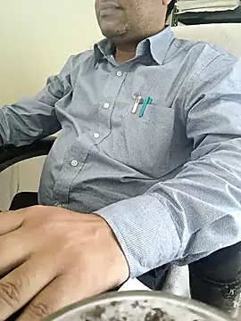 Snapshot of Hot-man39 chatting on 03-02-25, 09:10 Hot-man39 online show from 03-02-25, 09:10