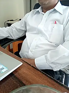 Snapshot of Hot-man39 chatting on 09-20-25, 08:26 Hot-man39 online show from 09-20-25, 08:26