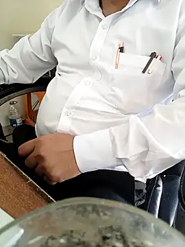 Snapshot of Hot-man39 chatting on 09-23-25, 06:49 Hot-man39 online show from 09-23-25, 06:49