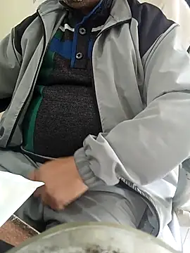 Snapshot of Hot-man39 chatting on 12-14-25, 07:25 Hot-man39 online show from 12-14-25, 07:25