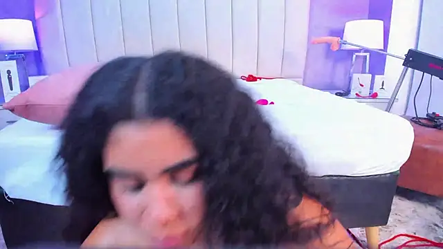 Liana Asaff online show from 02-26-25, 03:21