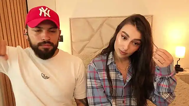 Snapshot of teseo_and_afroditha_ chatting on 10-18-25, 03:53 teseo and afroditha online show from 10-18-25, 03:53