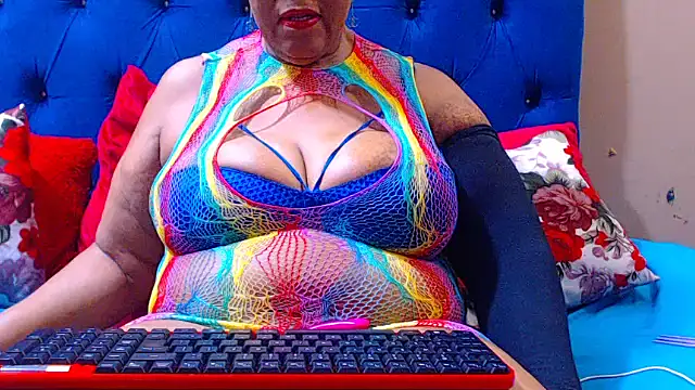 ebonycandy10 online show from 11-21-25, 04:55