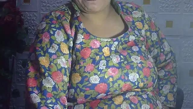 Snapshot of Sexy_komolika chatting on 01-04-25, 07:03 Sexy komolika online show from 01-04-25, 07:03